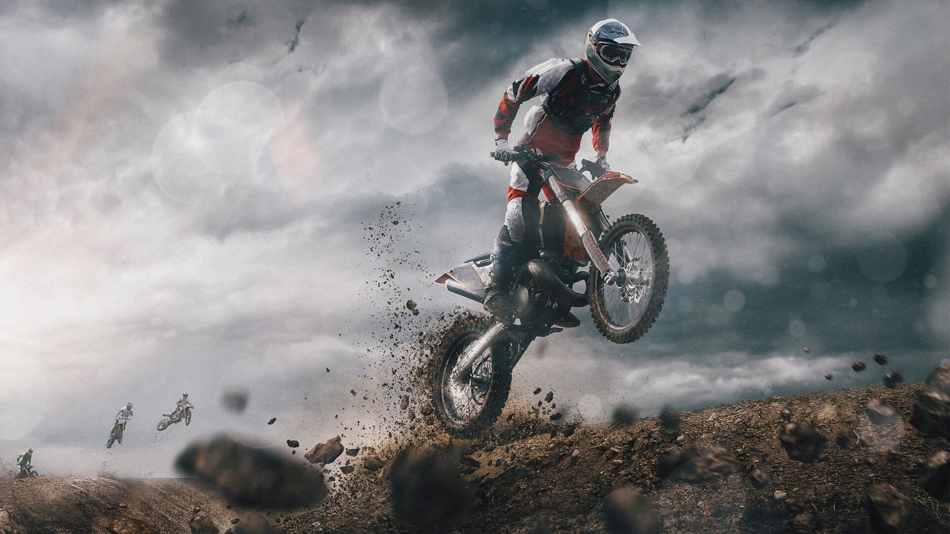 “从冰雪到沙漠：环游全球最危险赛段的巅峰对决”，从冰川到沙漠