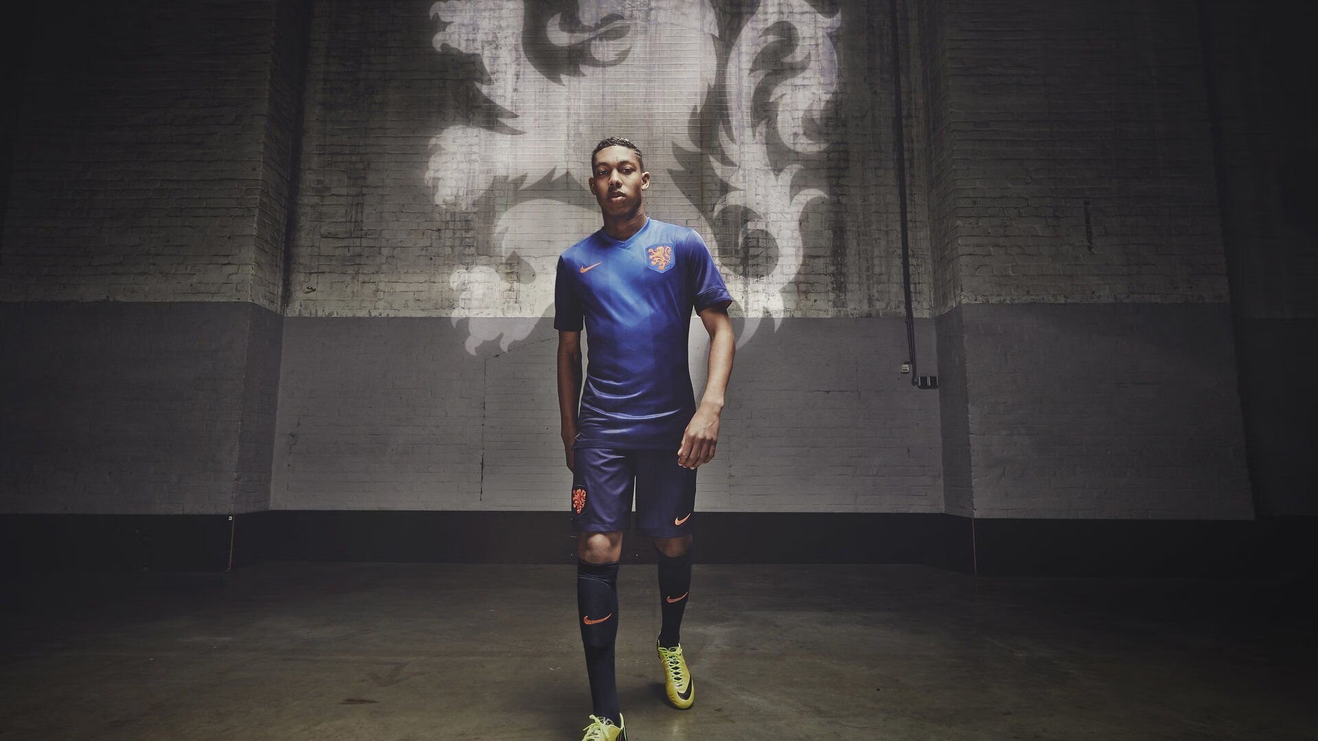 未来足球王者：新星在欧冠的崭露头角，未来足球十大潜力球星